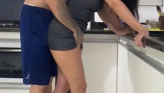 Wife And Husband Have Steamy Sex In The Kitchen While Cleaning