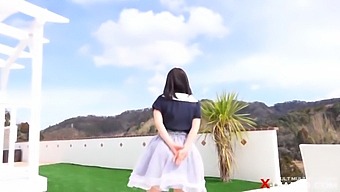 Enjoy Akane Sagara'S Swaying Body As She Gets Milky In This Video