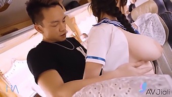 Busty Taiwanese Babe Has Sex With A Stranger On A Bus