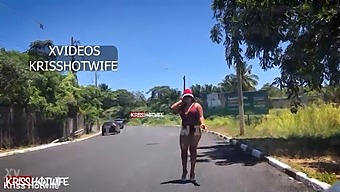 Attractive Kriss' Wife Noel Strips In Salvador Traffic - Christmas Edition